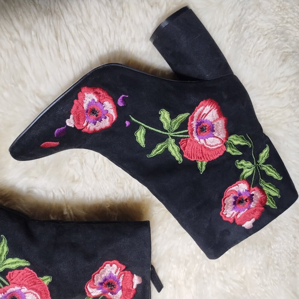 Topshop Faux Suede Black Madame Floral Embroidery Boots-Sz 9.5 - Picture 2 of 11